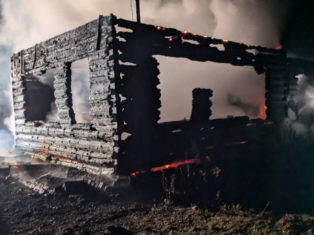 На пожаре в Ядреной Слободе погиб мужчина