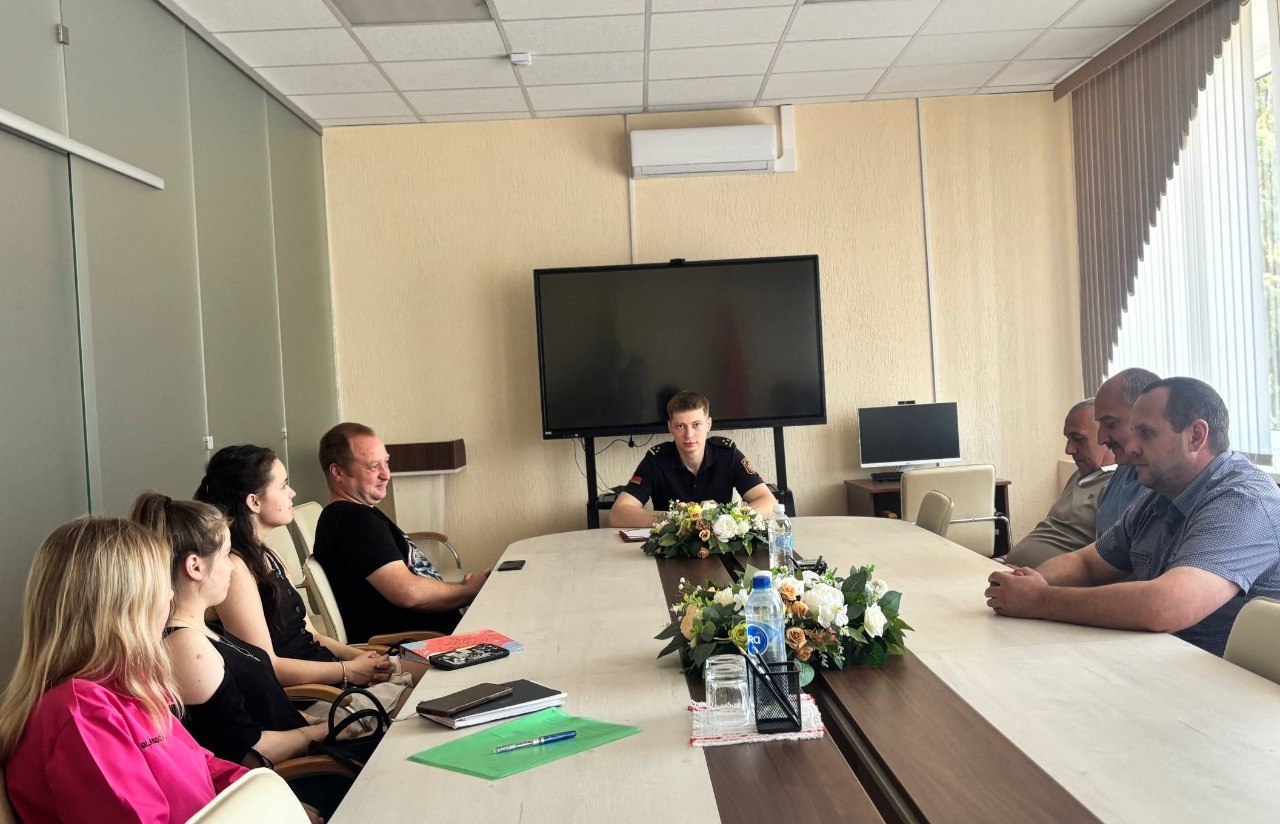 Занятие с командирами добровольных дружин