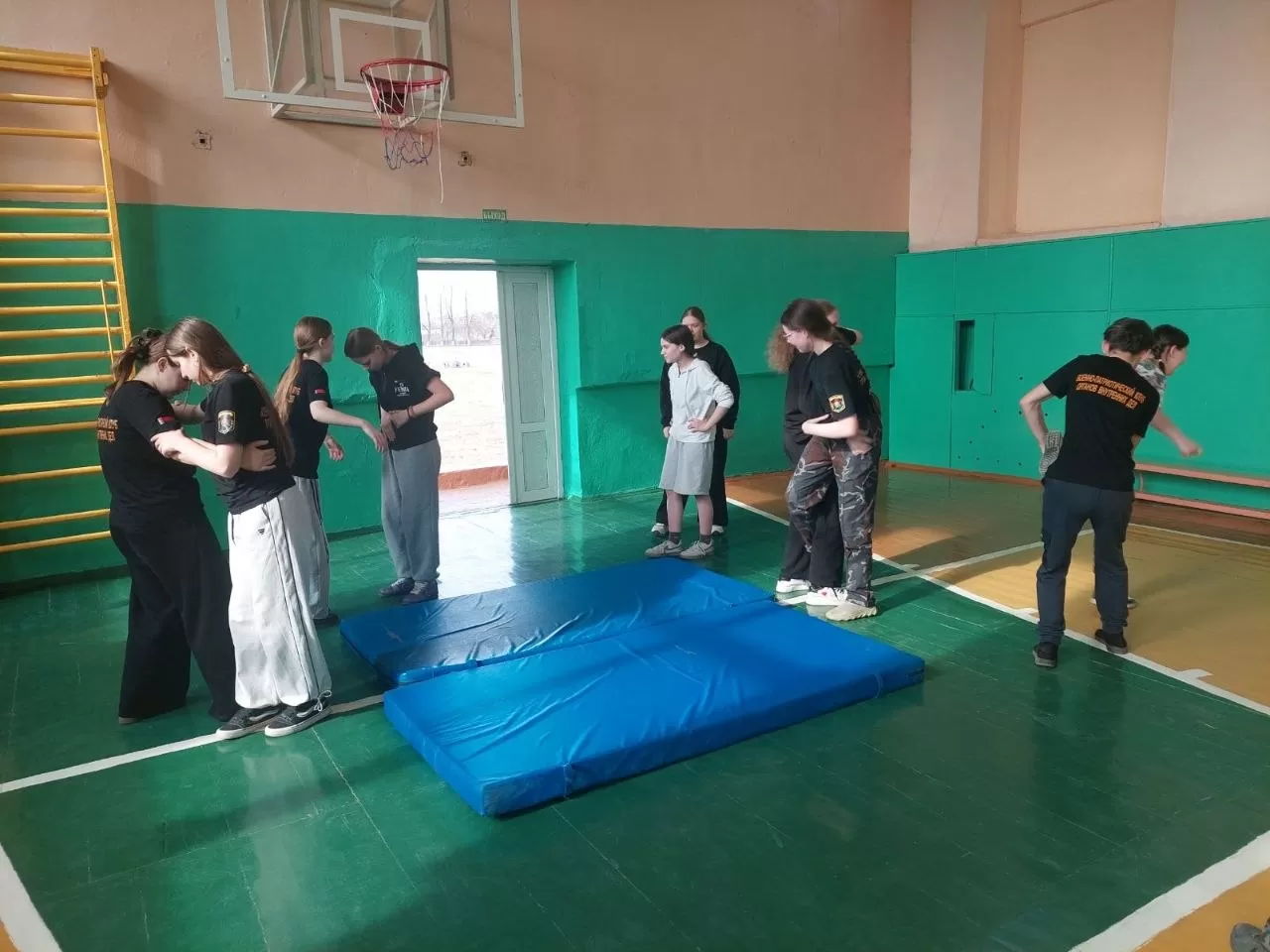 В ОВД Кличевского райисполкома прошел открытый урок по физической подготовке для юных патриотов