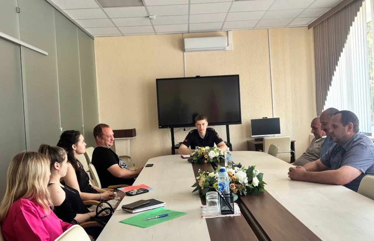 Занятие с командирами добровольных дружин